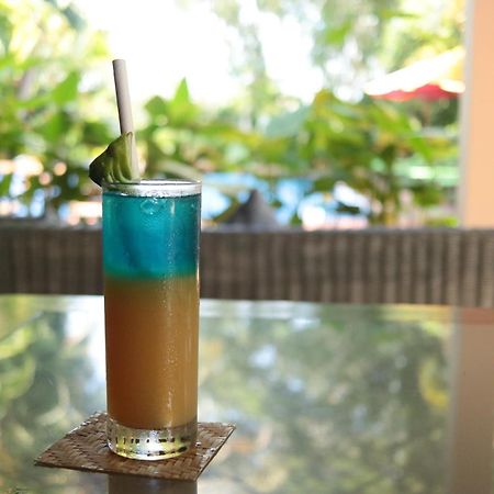 Sambor Village Hotel Kâmpóng Thum Esterno foto