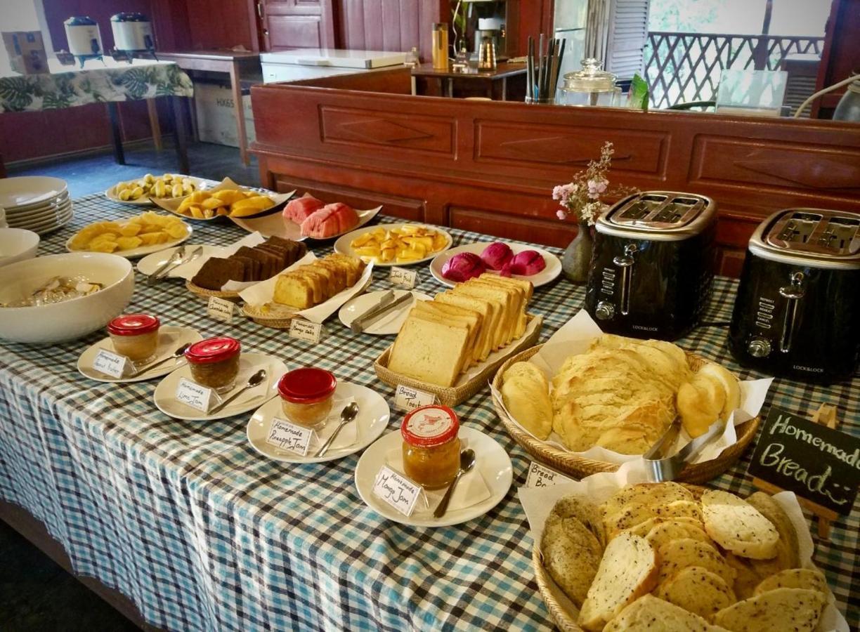 Sambor Village Hotel Kâmpóng Thum Esterno foto