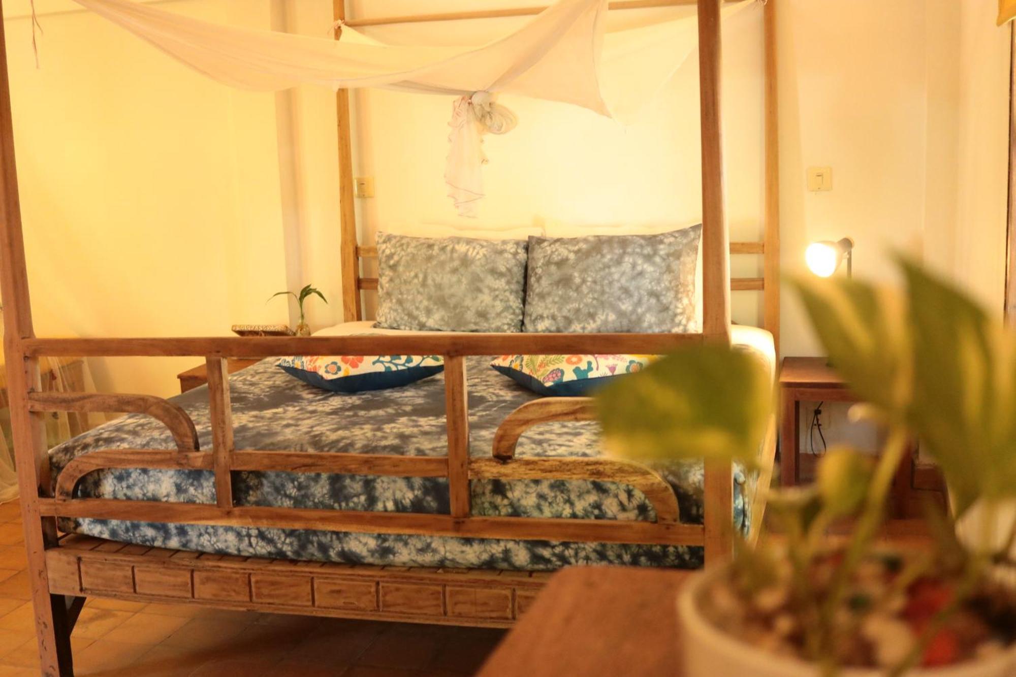 Sambor Village Hotel Kâmpóng Thum Esterno foto