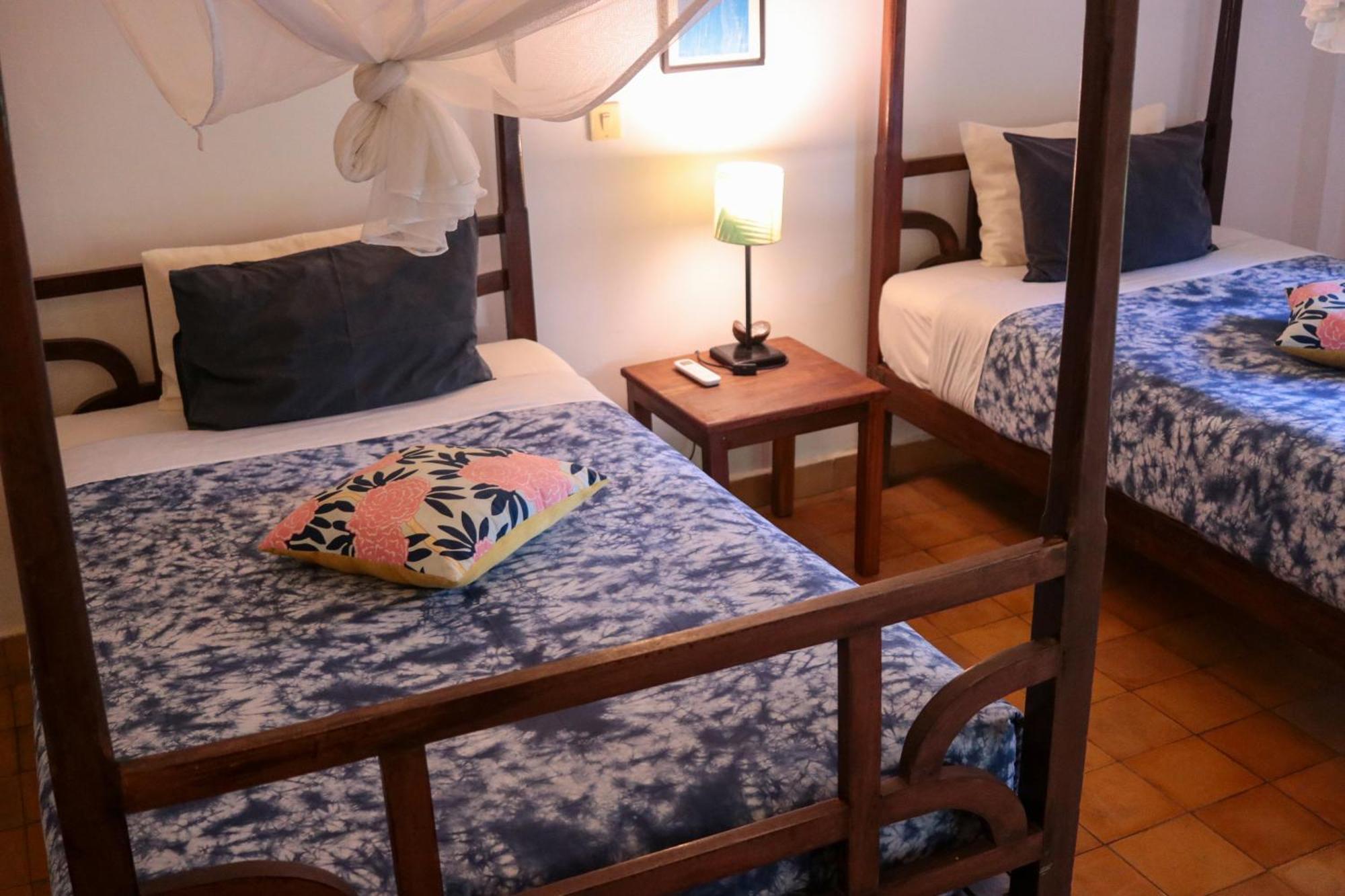 Sambor Village Hotel Kâmpóng Thum Esterno foto