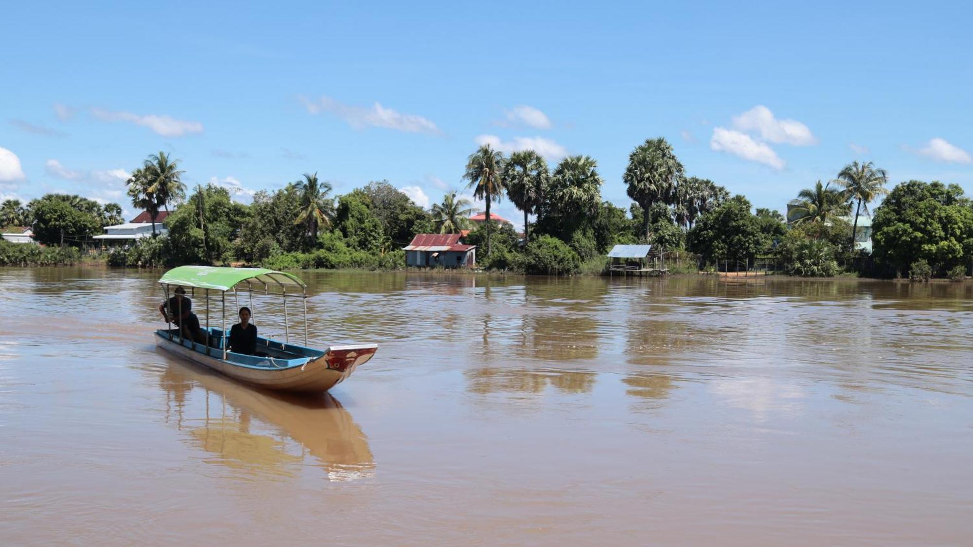 Sambor Village Hotel Kâmpóng Thum Esterno foto
